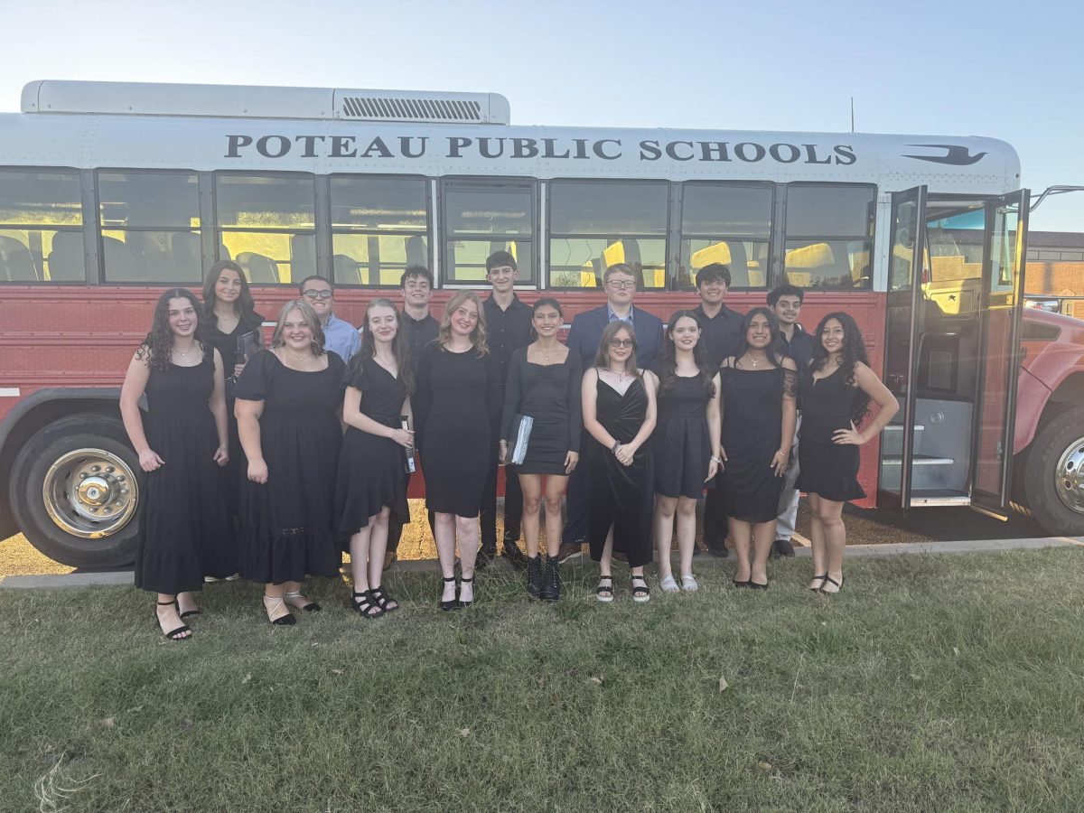 A little look into the PHS Choir...